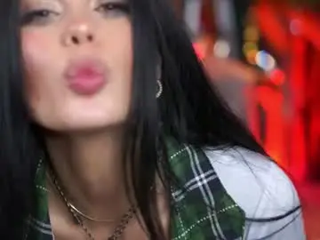 Chaturbate Sex Chat of ravennadarcy