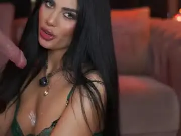 Chaturbate Free Live Porn of ravennadarcy