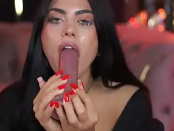 Chaturbate Free Porn Cam of ravennadarcy