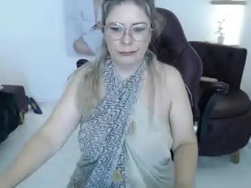 Chaturbate Adult Video Chat of diva_milf
