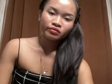 Chaturbate Sex Cam of nini_luvskorn