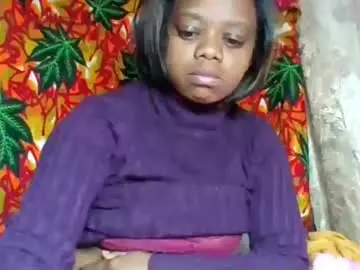 larissa645771 from chaturbate