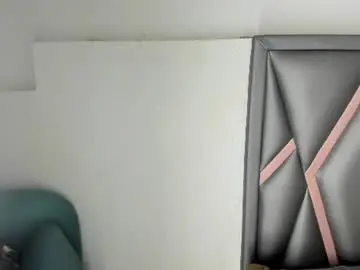 golden_kiss23 from chaturbate