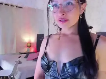 Chaturbate Best live sex cam show of iris_bells