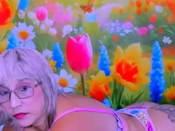 Chaturbate Best live sex cam show of indianroxy27