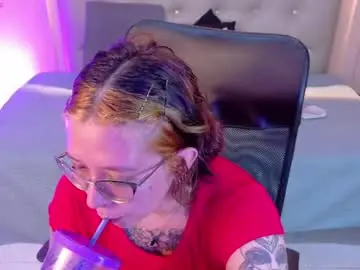Chaturbate Watch Live Sex Cams of chloerossee