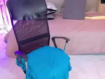 Chaturbate Best live sex cam show of chloerossee