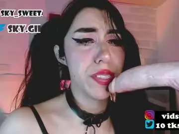 Chaturbate Live Sex Cam of skylady05