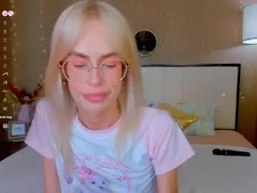 Chaturbate Free Live Porn of bellatip