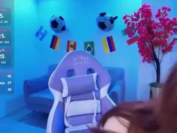 lucy_mazzy from chaturbate