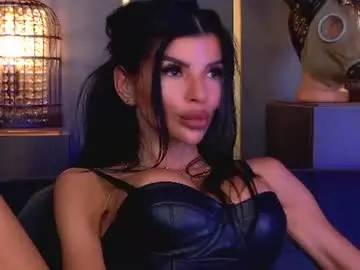 mistresselenia from chaturbate