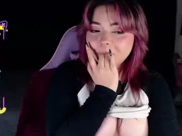 strangergirlxxx from chaturbate