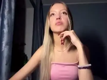 Chaturbate Watch Live Sex Cams of evelinegallucci