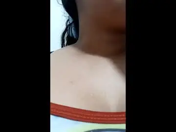 brittany069 from chaturbate