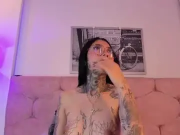 Chaturbate Free Porn Cam of ashley_white07