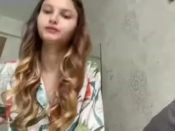 Chaturbate Live Sex Cam of crystalstipp