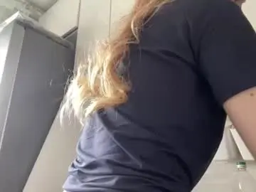 crystalstipp from chaturbate