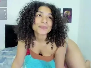 itsmaraia from chaturbate