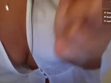 jujubaeu from chaturbate
