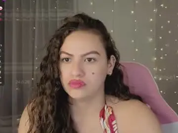 Chaturbate Live Sex Cam of lilyrose1_
