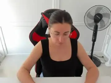 Chaturbate Live Sex of lucyycharm