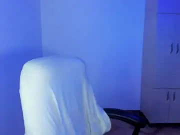 daysi_glow from chaturbate