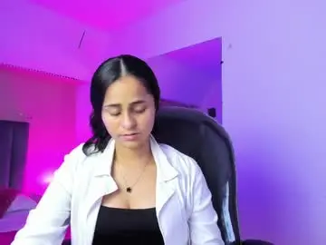 Chaturbate Live Sex Cam of giselle_roldan