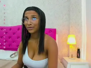 Chaturbate Live Porn of karina_calderon