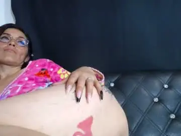 lunitaqueen_ from chaturbate
