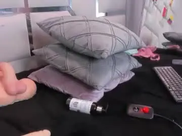 Chaturbate Live Sex Cam of antonellablazee