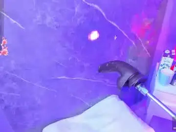 Chaturbate Nude Webcam of leticia__lyn