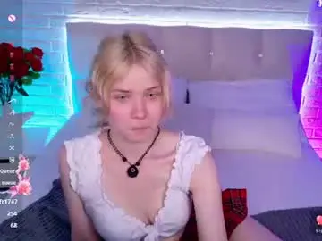 Chaturbate Live Sex Cam of chloewells