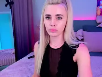 Chaturbate Adult Video Chat of rossy_x_