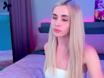 Chaturbate Free Live Porn of rossy_x_