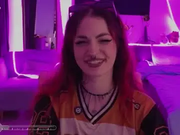 bratziedarsie from chaturbate