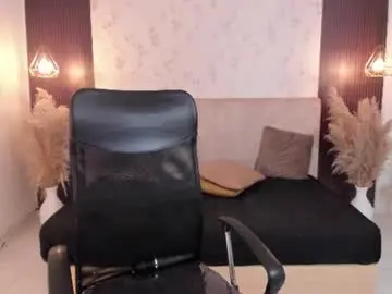 Chaturbate Best live sex cam show of emy_ly