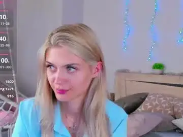 Chaturbate Best live sex cam show of cherry_pr1ce