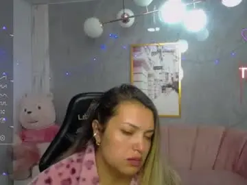 Chaturbate Live Porn of ariarose_ch