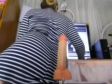 Chaturbate Free Live Porn of martiniella