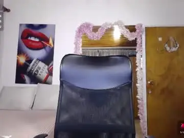 Chaturbate Adult Video Chat of martiniella