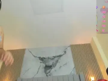 Chaturbate Live Sex Cam of magievans1