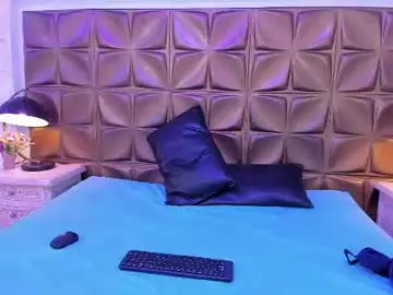 Chaturbate Live Sex Cam of evajhuls