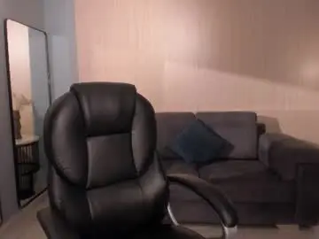 Chaturbate Live Sex Cam of savannahstorm_