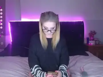 Chaturbate Nude Webcam of shysweetrish