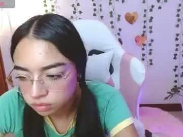 Chaturbate Adult Video Chat of hellokitty_valery1