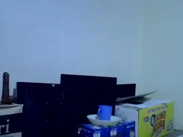 Chaturbate Live Sex Cam of sexy_aliyahh