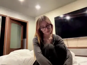 Chaturbate Free Porn Cam of tessiekrenek