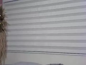 Chaturbate Live Porn of mia_quinn__