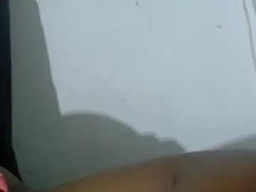 Chaturbate Live Sex Cam of baddiebitchx