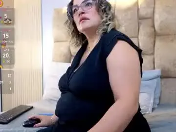 Chaturbate Adult Webcams of carolinacrus01